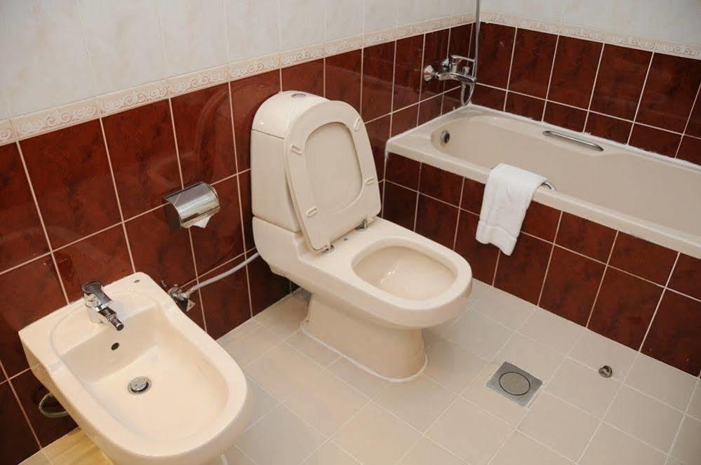 Jonrad Hotel Dubai Ngoại thất bức ảnh