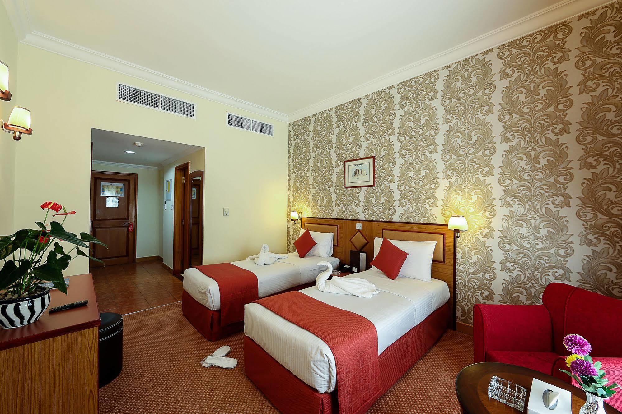 Jonrad Hotel Dubai Ngoại thất bức ảnh